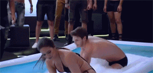 1544193644158081928.gif