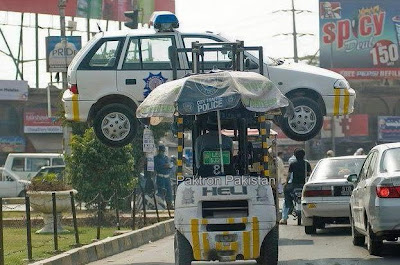 Traffic-Police-Lifter-Lifts-Police-Car