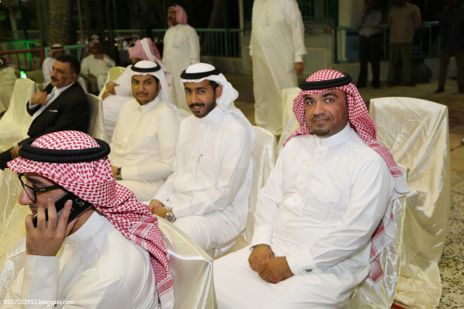 مدونة عيسى الموسى الأستاذ يوسف الطريفي يستقبل المهنئين بمناسبة فوزه في مدونة عيسى الموسى الأستاذ يوسف الطريفي يستقبل المهنئين بمناسبة فوزه في