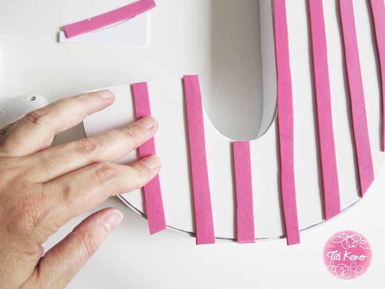 hacemos-una-manualidad-con-goma-eva