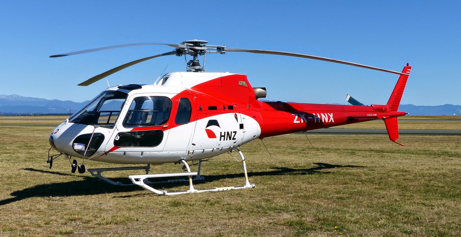 NZ Civil Aircraft Helicopters in the North of the South.