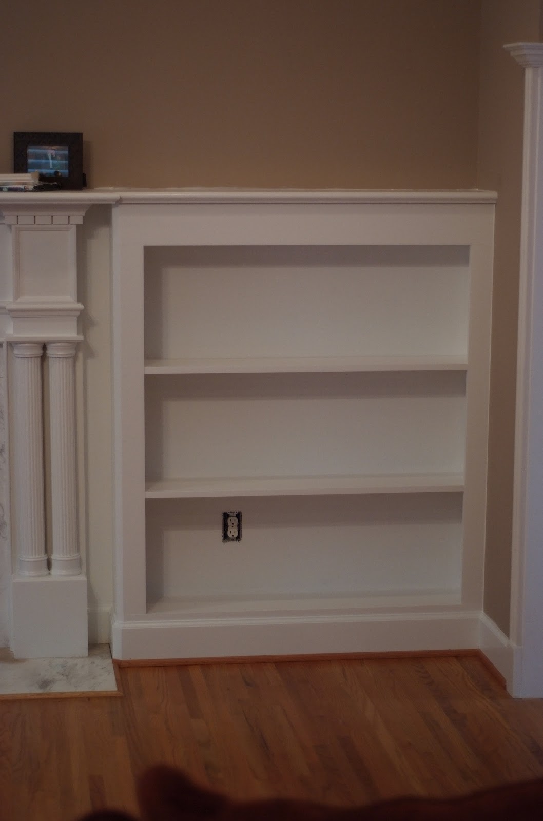 Kiwi Wood Werks & Designs & Designs (Custom Fireplace Shelving)