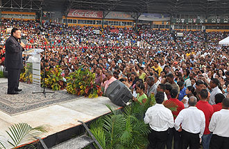 Cruzada evangelística con Alberto Mottesi en República Dominicana