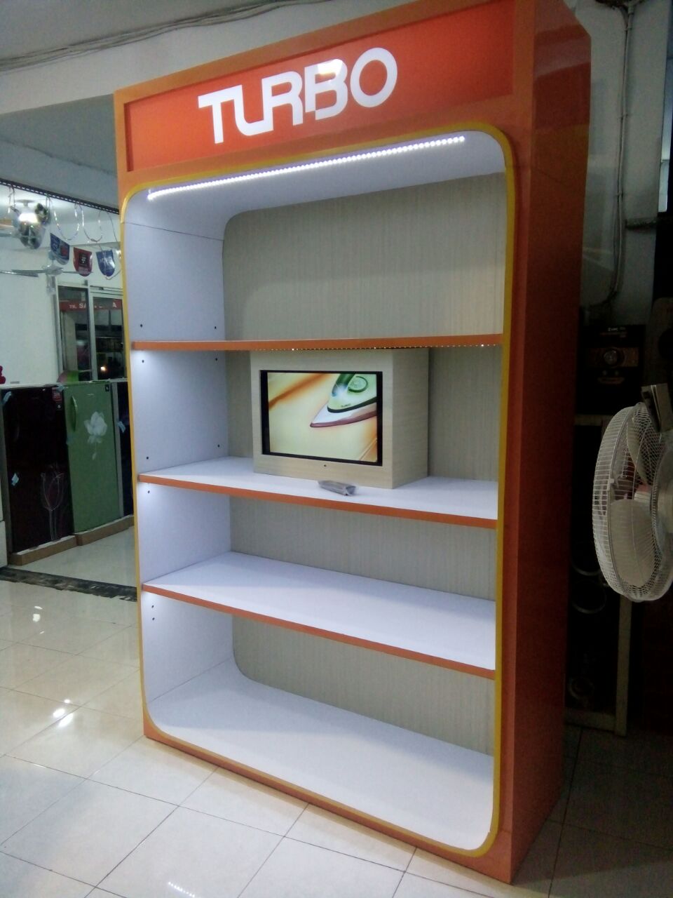 Jasa Pembuatan Lemari Display /Booth /Papan Nama /Rak /Shop Signage ...