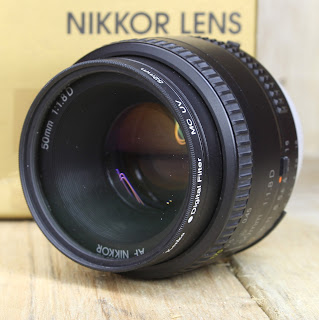 Lensa Fix Nikon 50mm 1.8D Fullset 