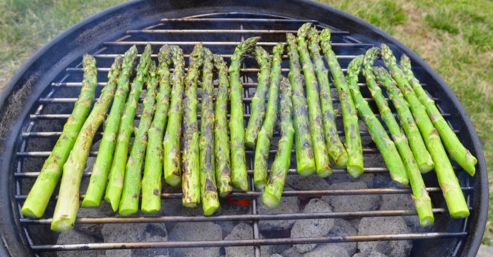 Obsessive Compulsive Barbecue Grilled Asparagus