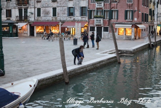 Fare la pipi a Venezia