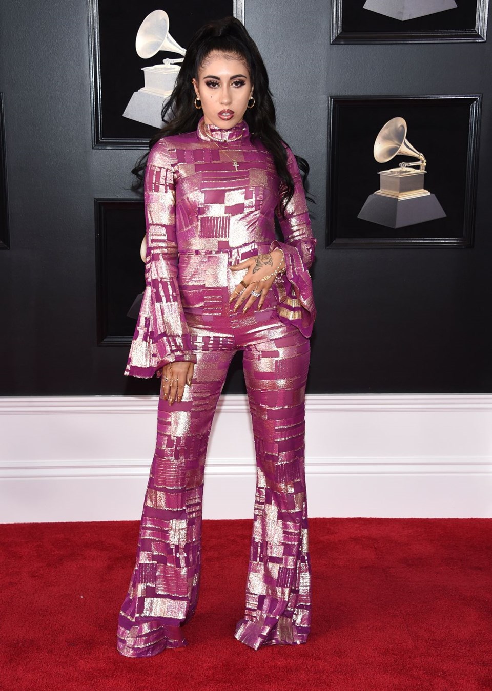 2019 Grammy Ödül Töreni’nde Ödüller Sahiplerini Buldu, Kırmızı Halıda Şıklık Konuştu 2019 Grammy Ödül Töreni’nde Ödüller Sahiplerini Buldu, Kırmızı Halıda Şıklık Konuştu