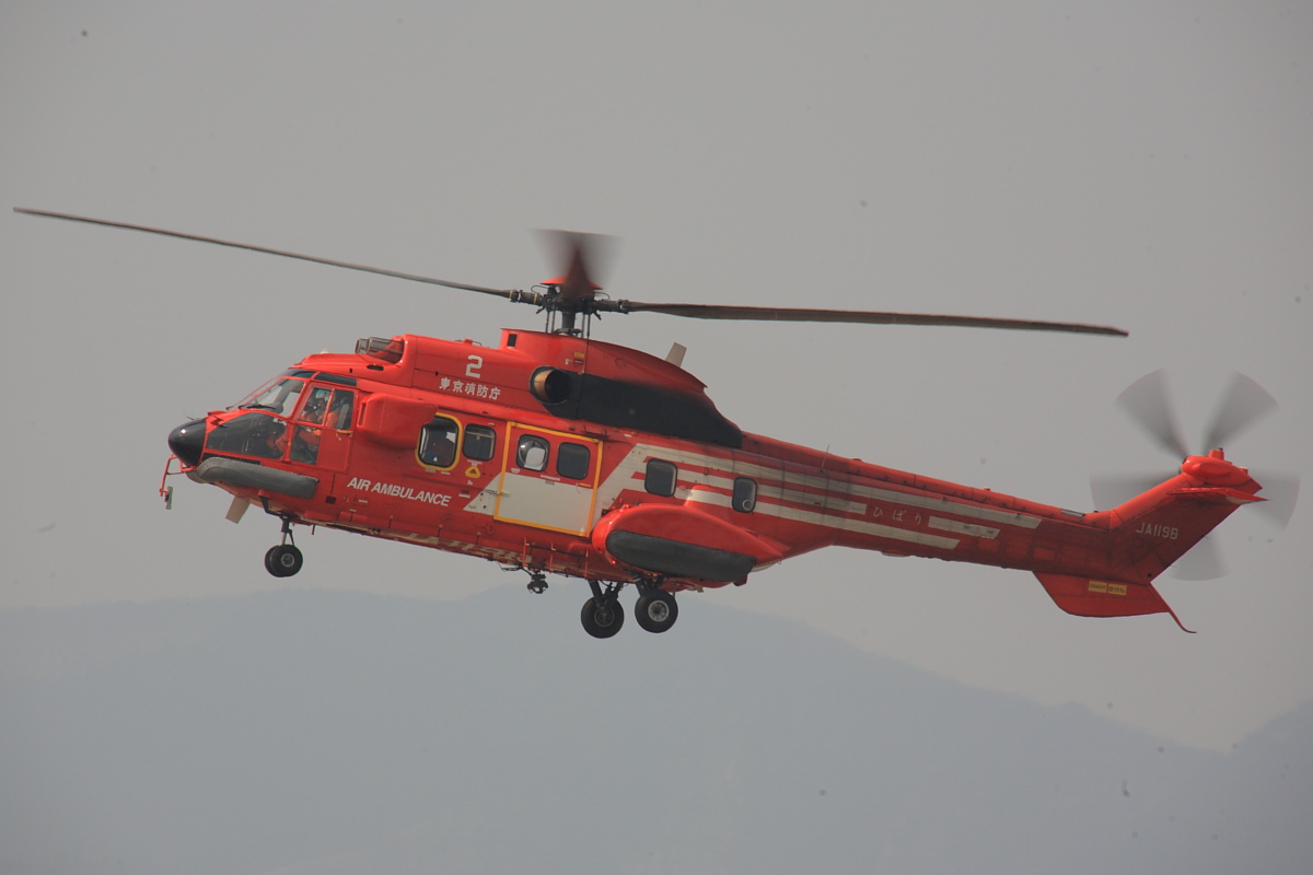 JA119B ひばり AS332L1