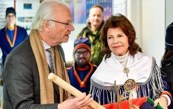 King Carl Gustaf and Queen Silvia visited Jokkmokk Fair, held in connection with the Sami National Day