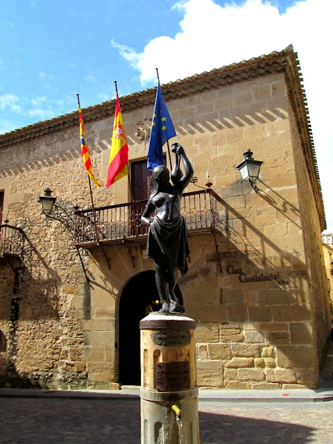 Rubielos de Mora, Teruel, abril 2014 - Paseos Fotográficos