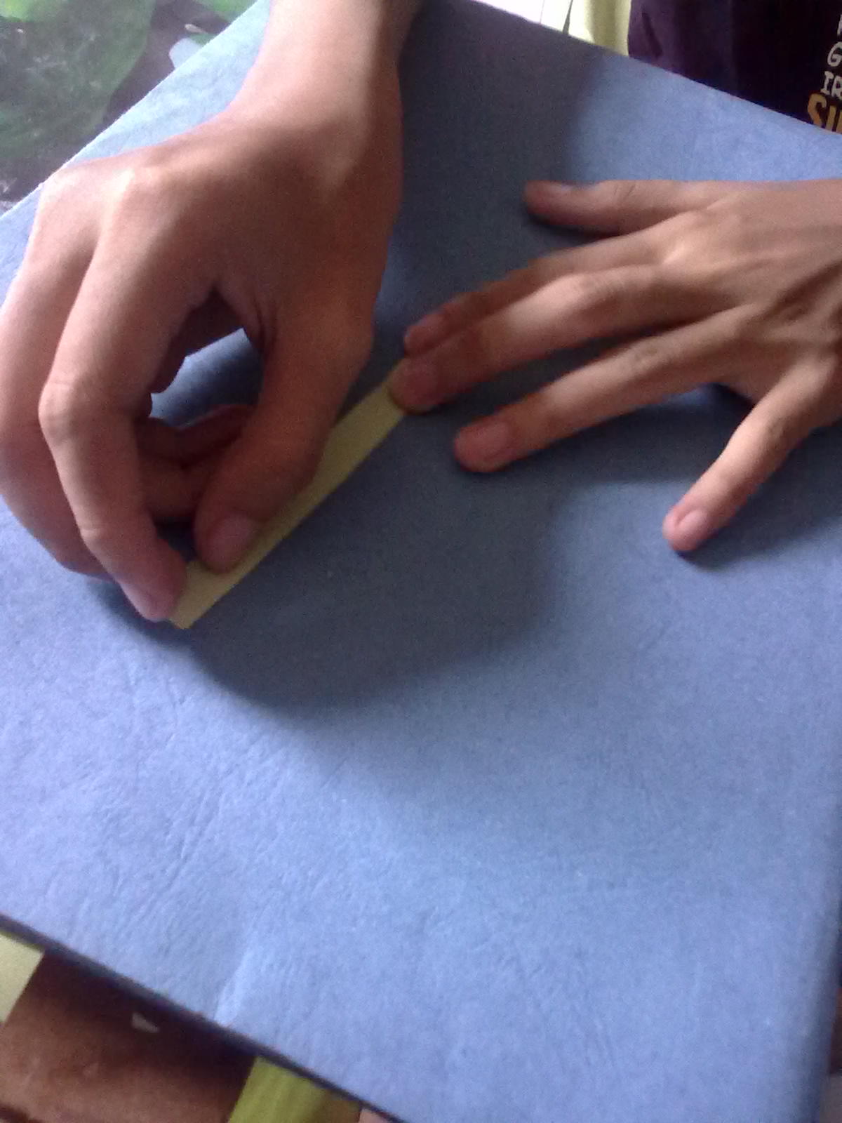 HIMAPTIKA Cara Membuat Hiasan Huruf  dari Anyaman  Kertas 