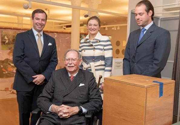 Hereditary Grand Duke Guillaume, Hereditary Grand Duchess Stephanie, Grand Duke Jean and Prince Felix voted for General Election