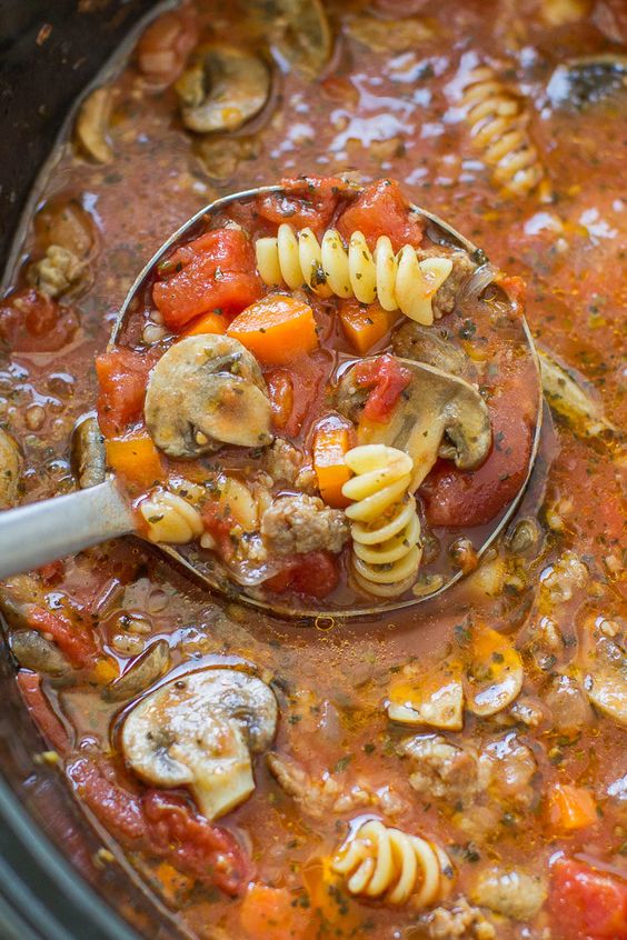 Slow Cooker Lasagna Soup healthy dinner recipe