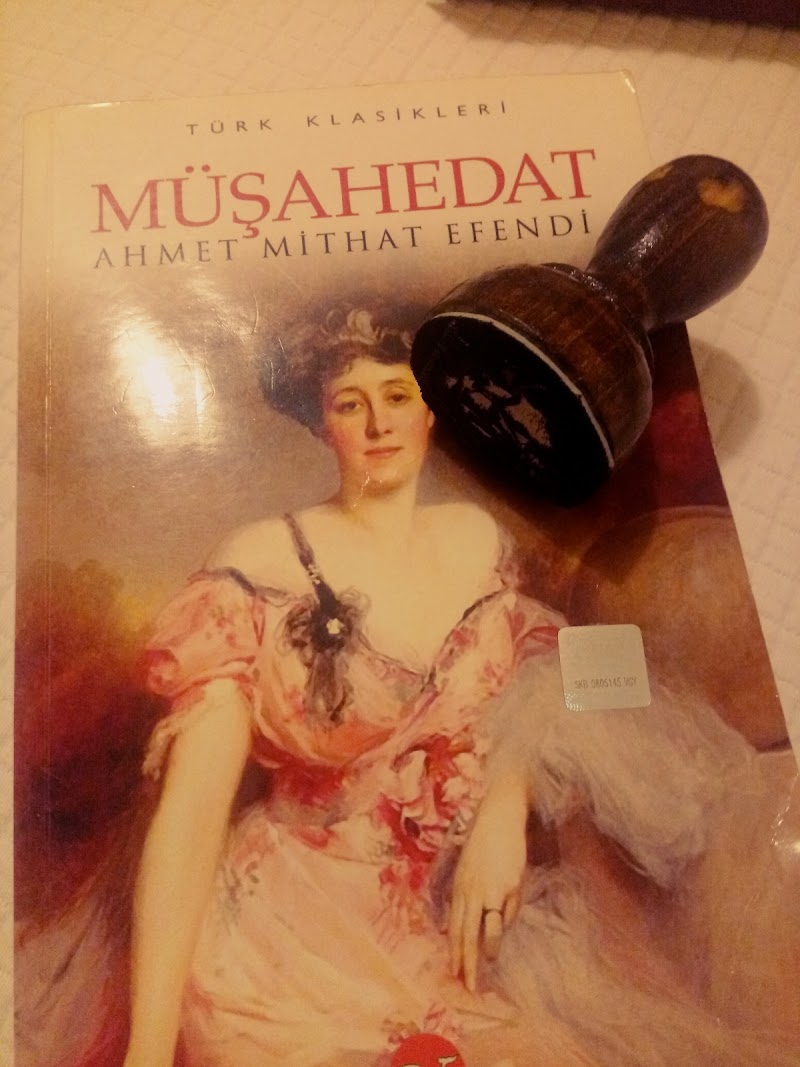 Müşahedat- Ahmet Mithat Efendi - Kitap Yorum