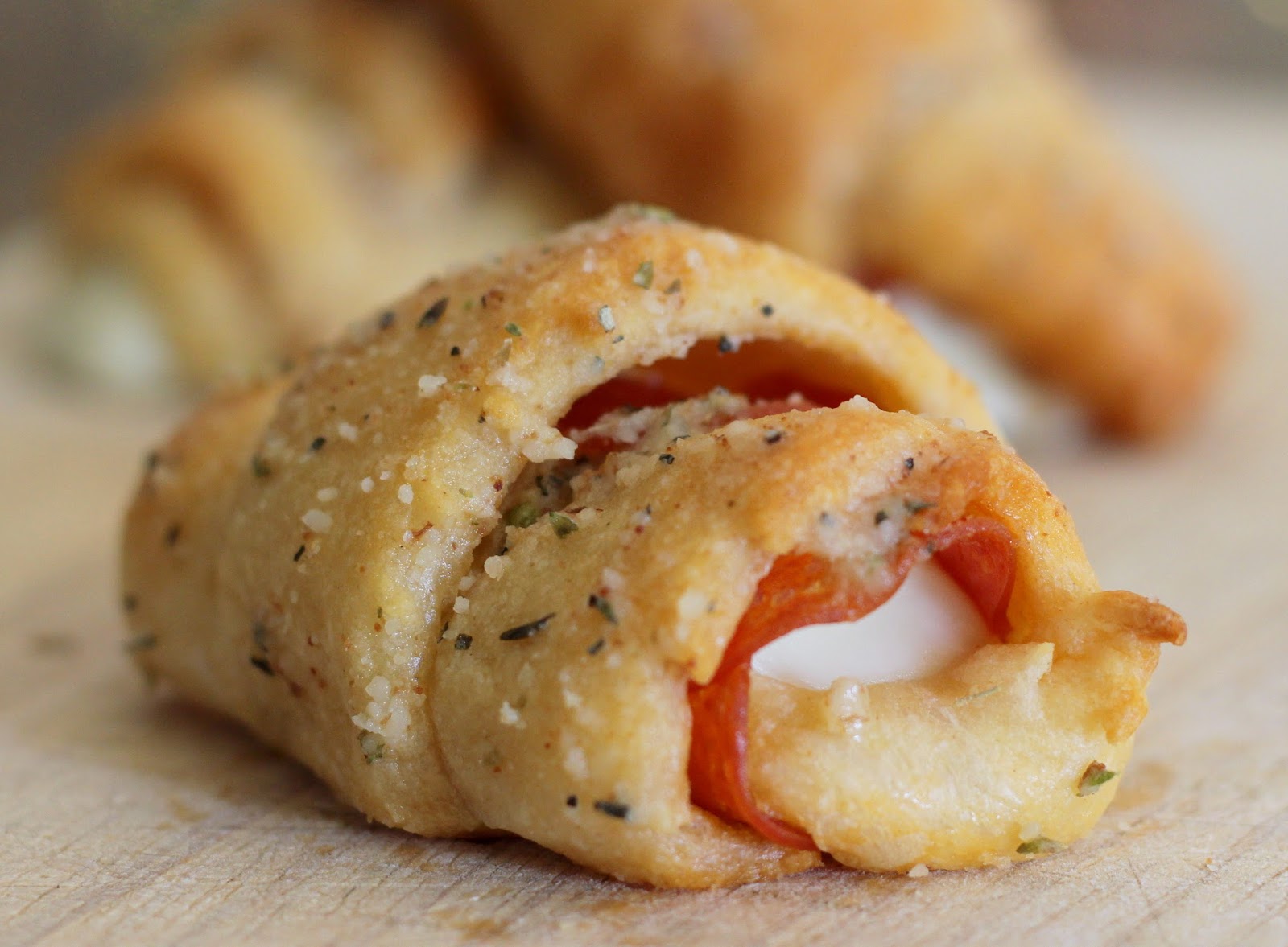 Sunny Days With My Loves Adventures in Homemaking Crescent Pizza