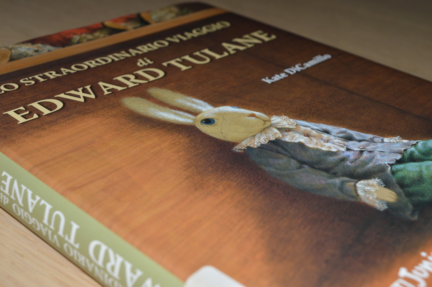 LIBRI: Lo straordinario viaggio di Edward Tulane (K. DiCamillo)