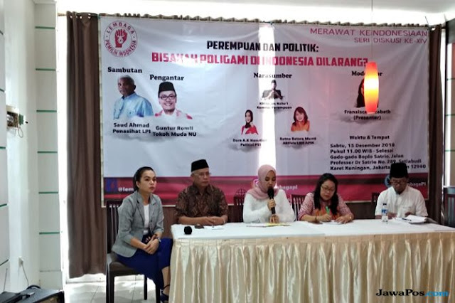 PSI Tolak Poligami, Guntur Romli: Melarang Poligami Juga Sunah Nabi PSI Tolak Poligami, Guntur Romli: Melarang Poligami Juga Sunah Nabi