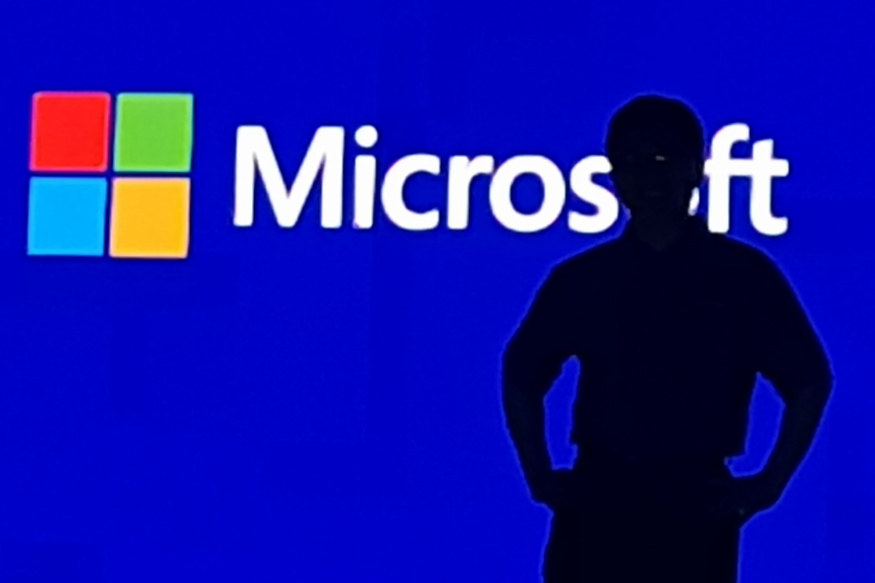 14 tech startups graduate from microsoft accelerator instamag