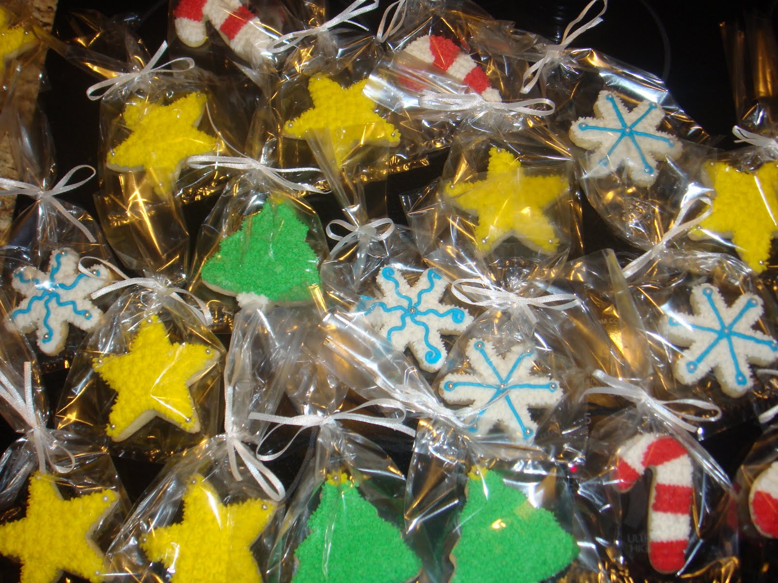 Vicki's Sweet Treats: Assorted Christmas Cookies