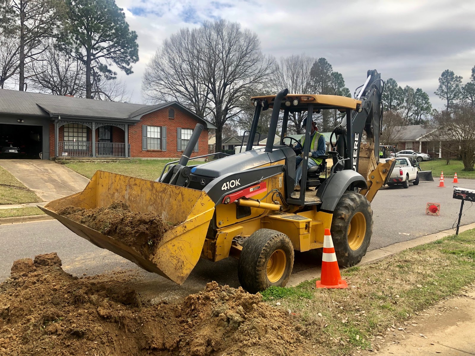 Bird on a Wire MLGW Celebrates Natural Gas Utility Workers’ Day March 18