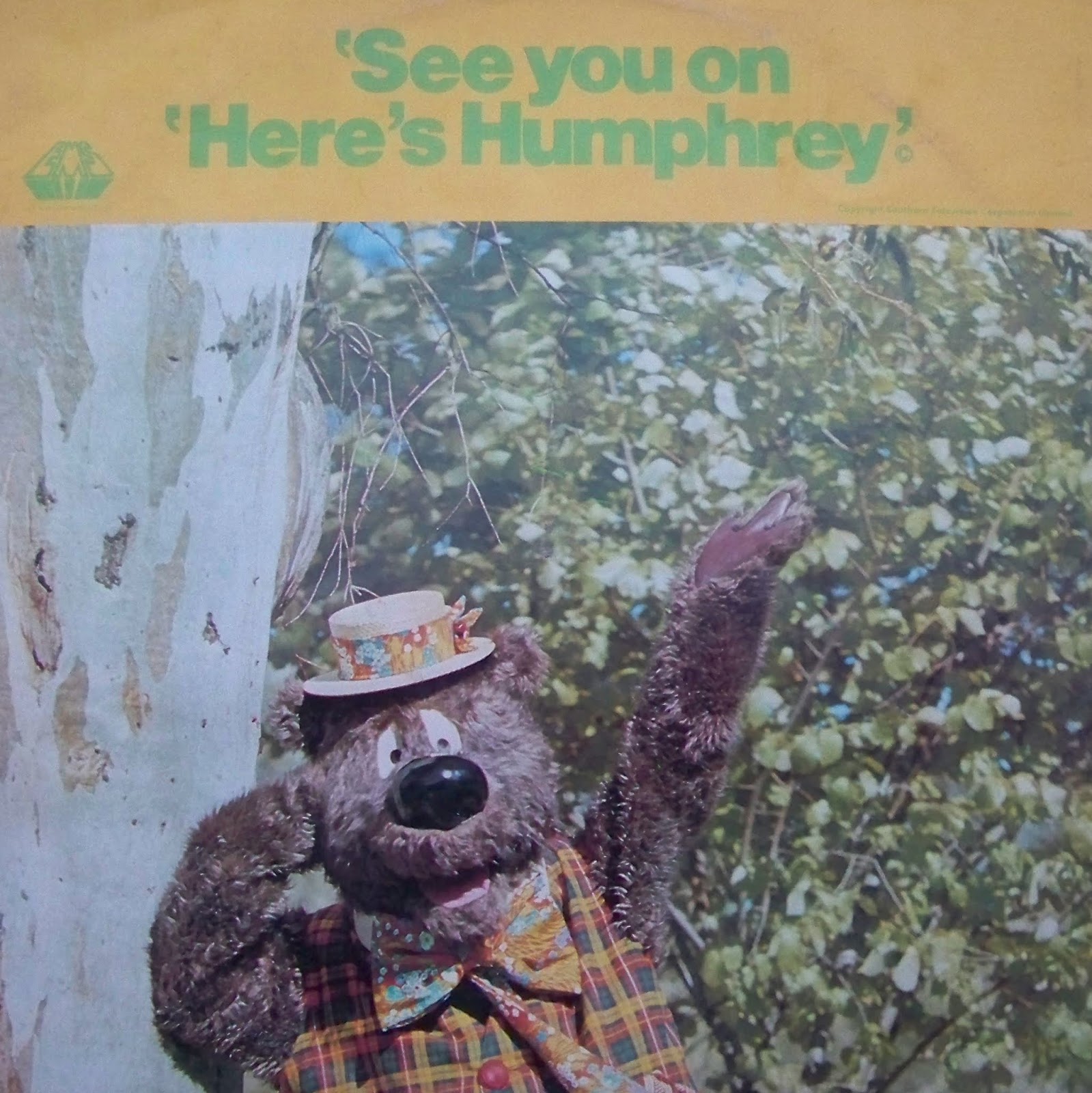 Mr Weird and Wacky Look There! Humphrey Bear