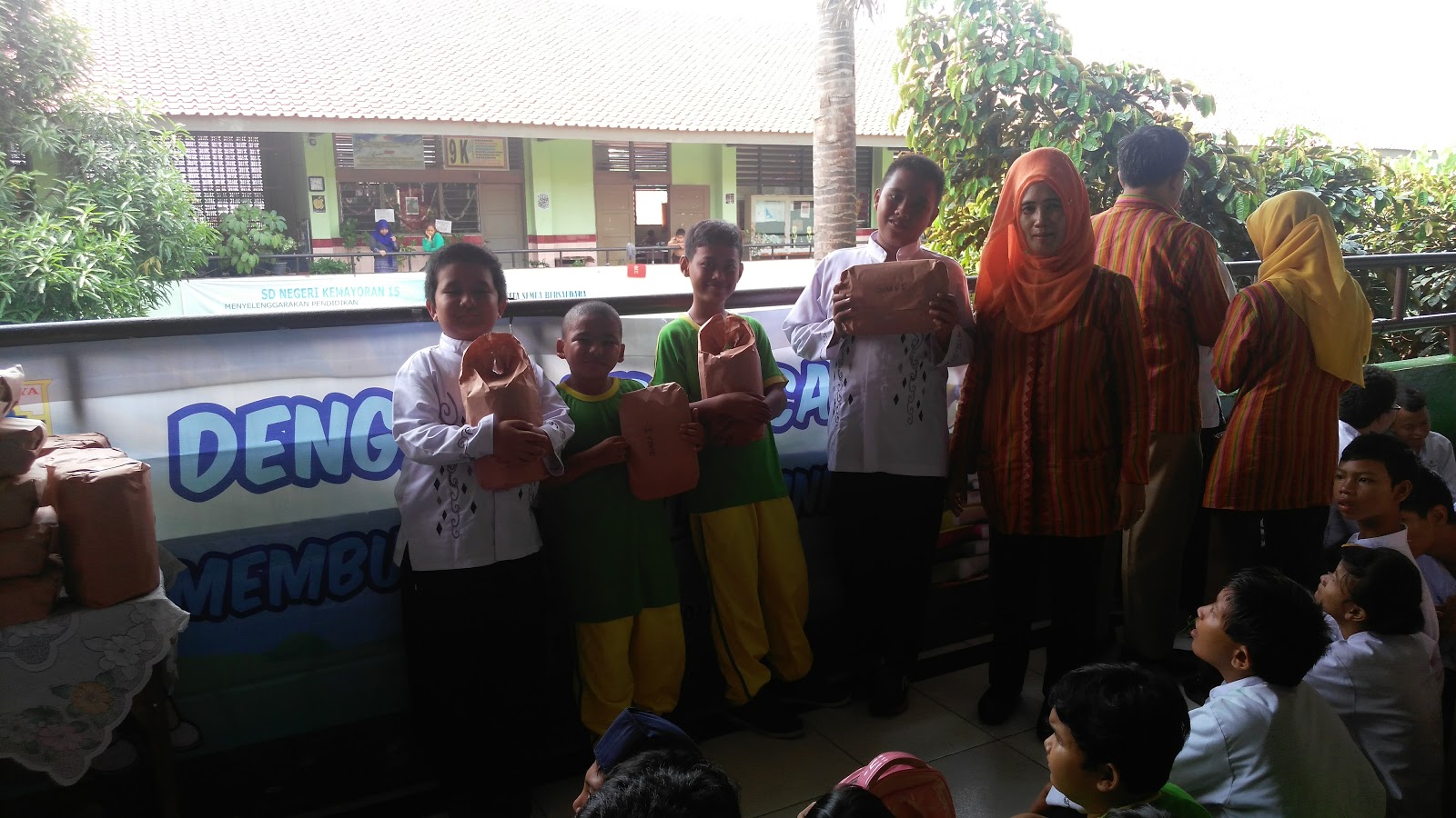 JUARA LOMBA KEGIATAN MEMPERINGATI HARI SUMPAH PEMUDA SLB