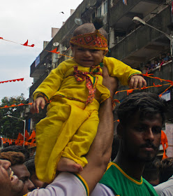 small child, dressed up, lord krishna, dadar, mumbai, india, street, streetphoto, dahi handi , festival, 