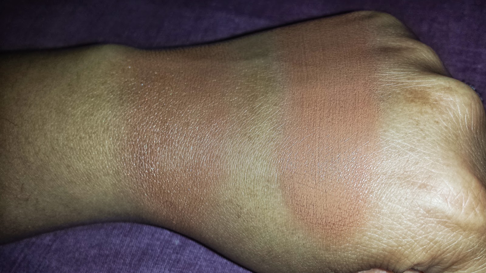 AspireMUA Beauty Tip 2 Beauty Blender vs. Foundation Brush