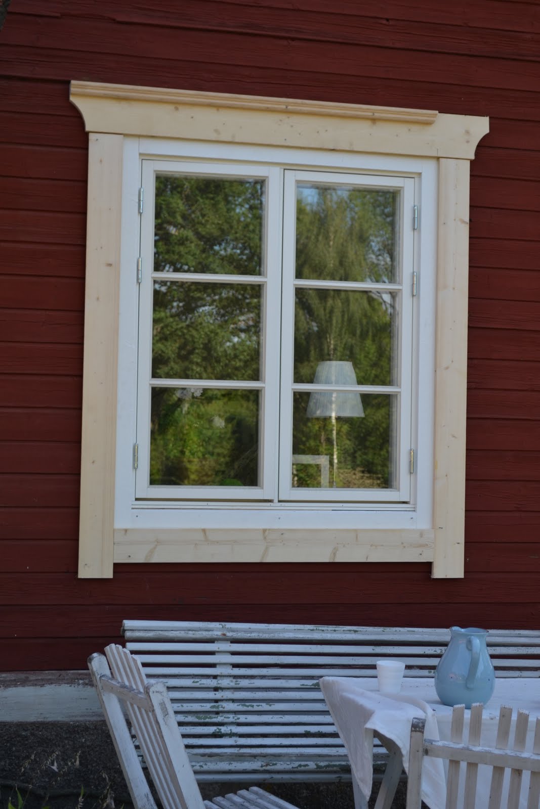 Östragården: Fönsterfoder....