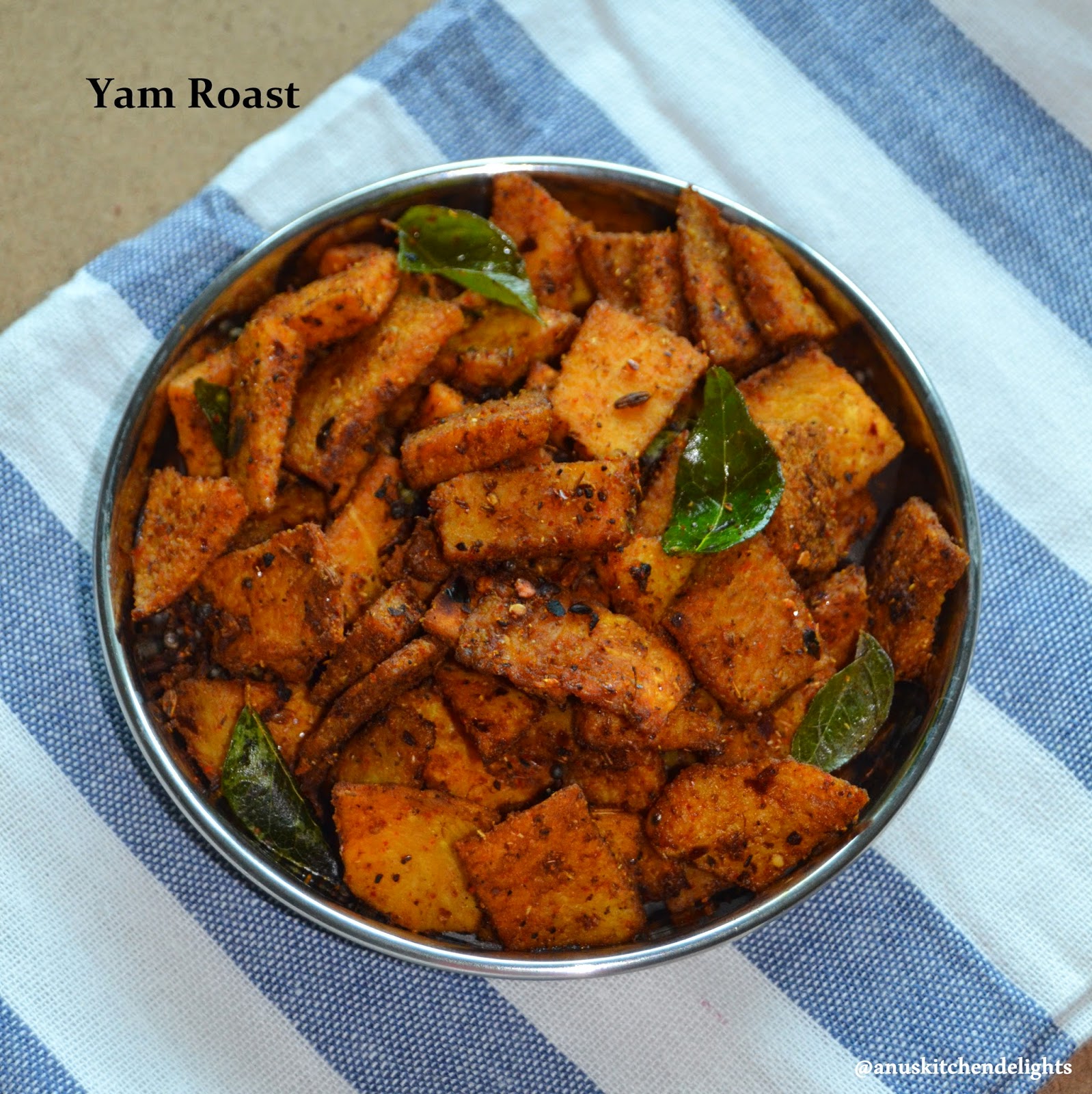 Anu's Kitchendelights: Senai Kizhangu Varuval / Elephant Yam Roast Recipe