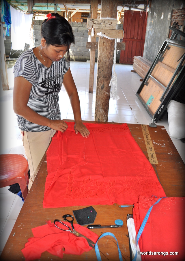 1 World Sarongs "The Sarong Source Blog" How to Make a Sarong? A DIY