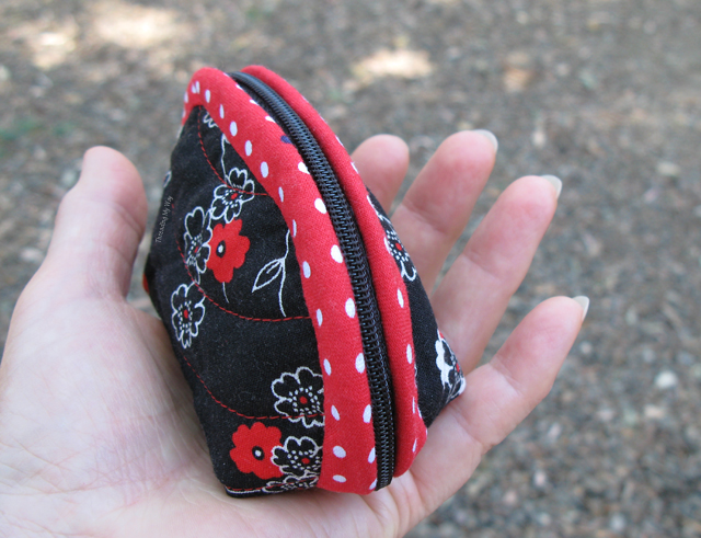 Half Moon Patchwork Pouch... pattern review ~ Pattern by Chick Chick Handmade ~ Sewn by Threading My Way