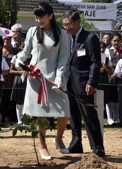 Bolivia at the Colonia Japonesa San Juan Princess Mako style, fashion dress