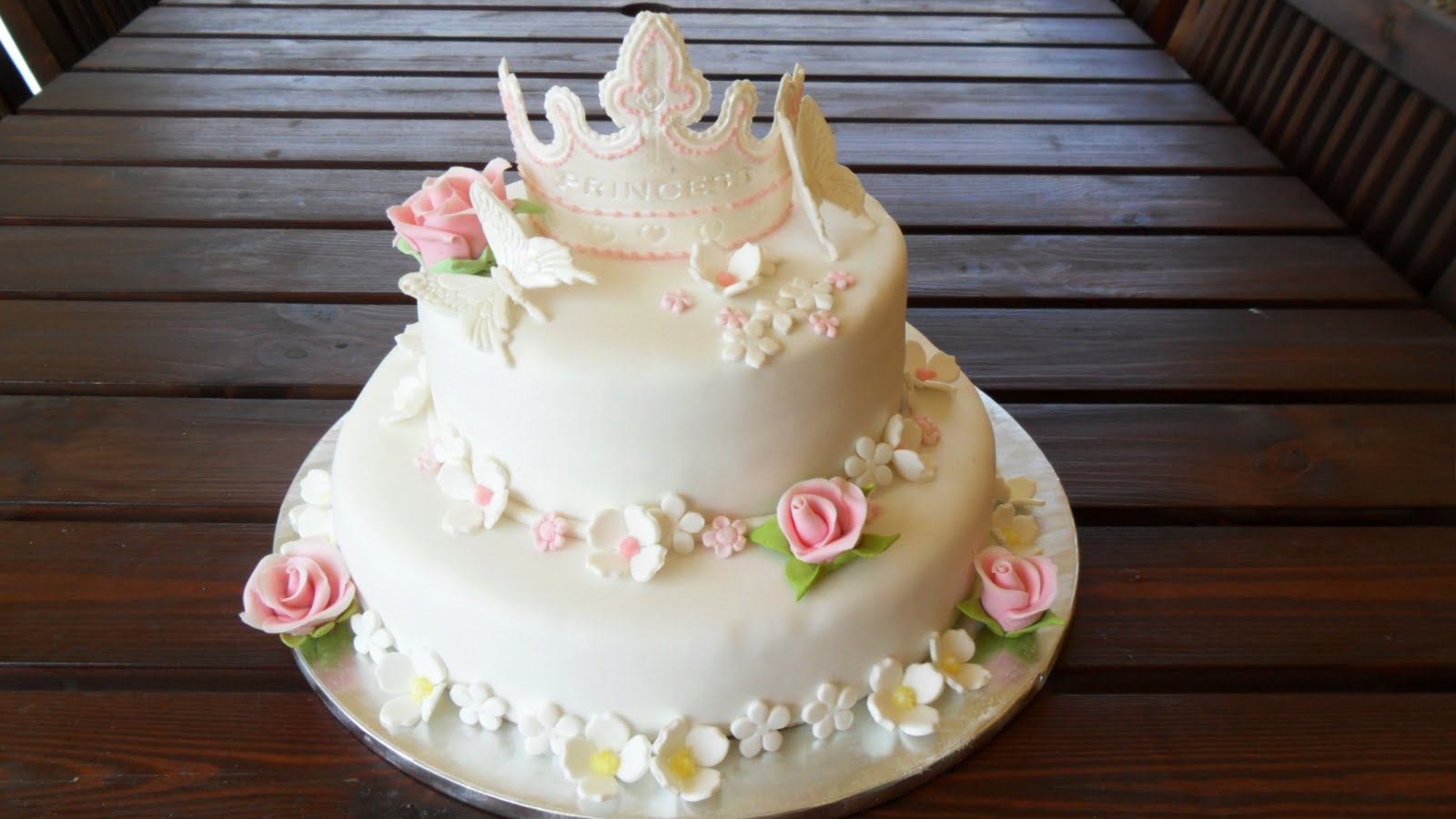 Tartas Artisticas.: UNA TARTA PARA UNA PRINCESA
