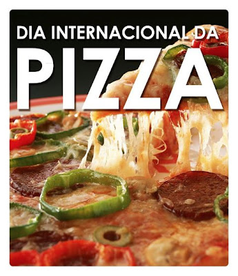 Pesquisando pela internet descobri que essa data passou a ser comemorada no Brasil desde o ano de 1935 quando houve um concurso das 10 melhores pizzas de São Paulo