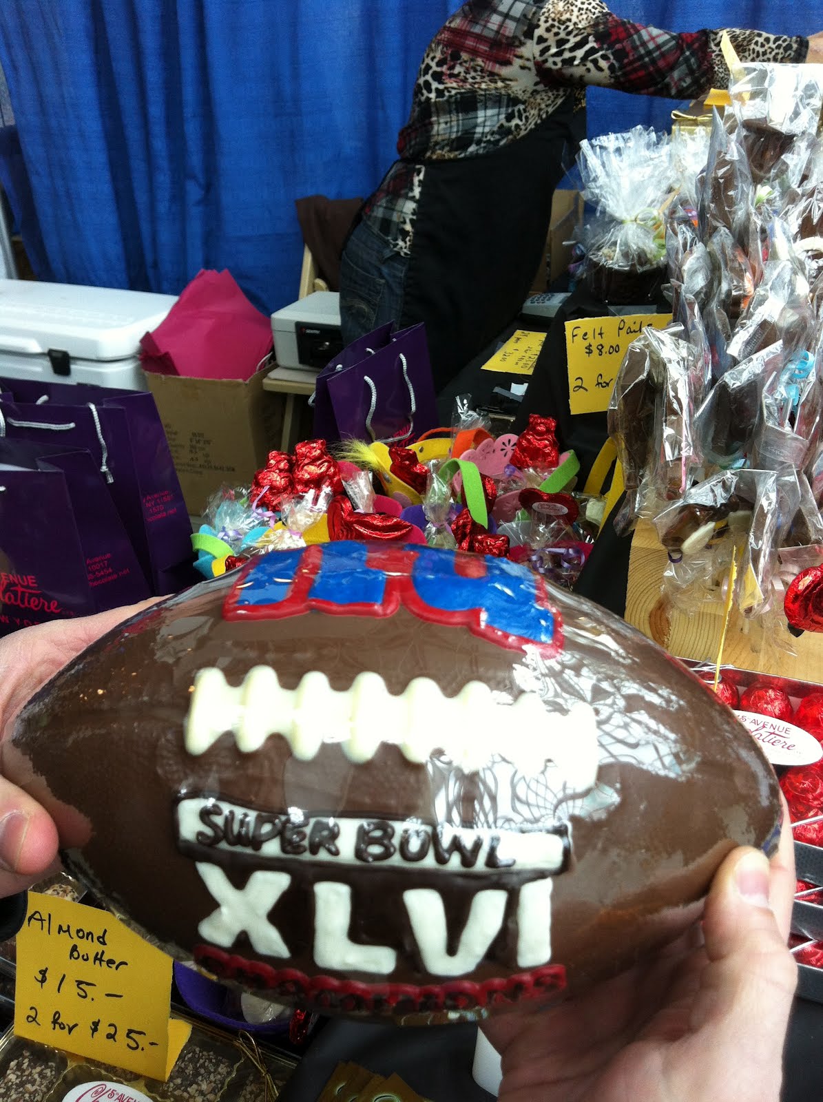 WORLD CHOCOLATE EXPO DAY!!!!!! Hugs and Cookies XOXO