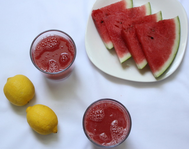 Sandhiya's Cookbook Watermelon Juice Watermelon juice with lemon