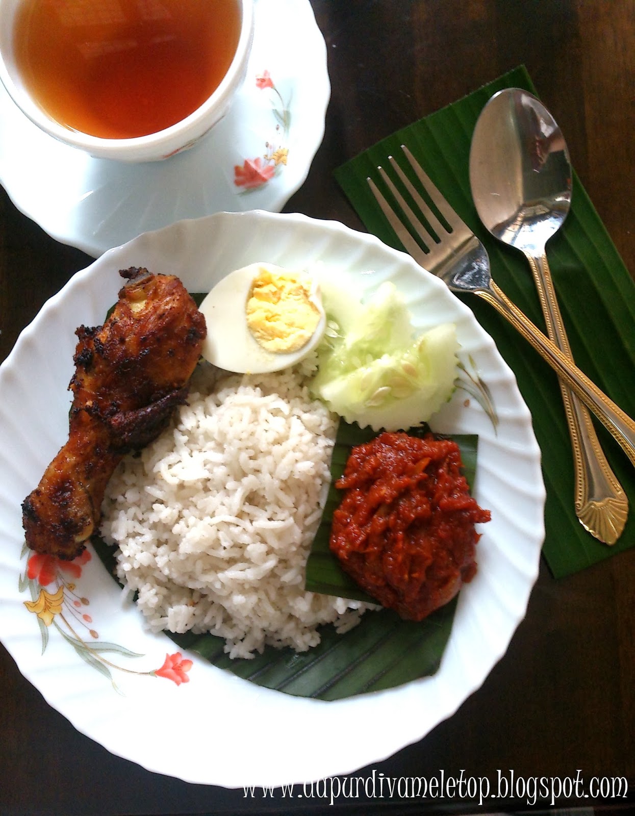 DAPUR DIVA MELETOP Resepi  Nasi Lemak Kampung Ayam Goreng Berempah