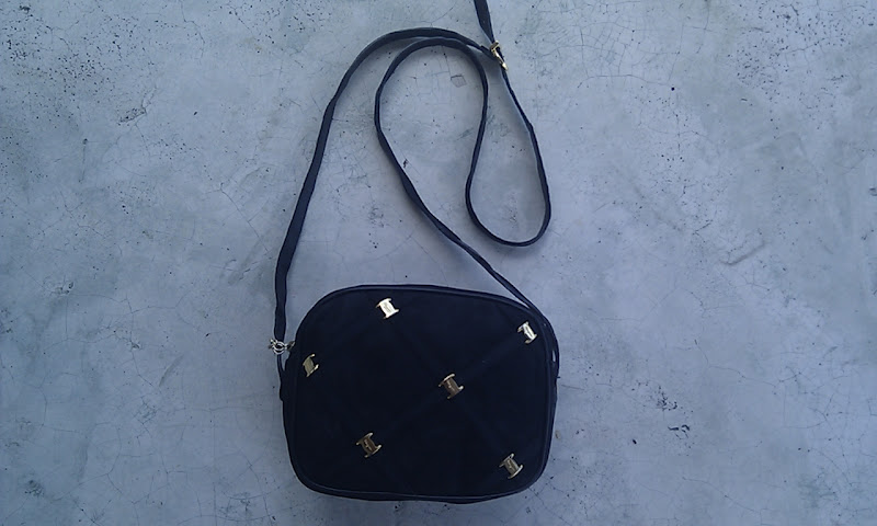 sling bag salvatore ferragamo