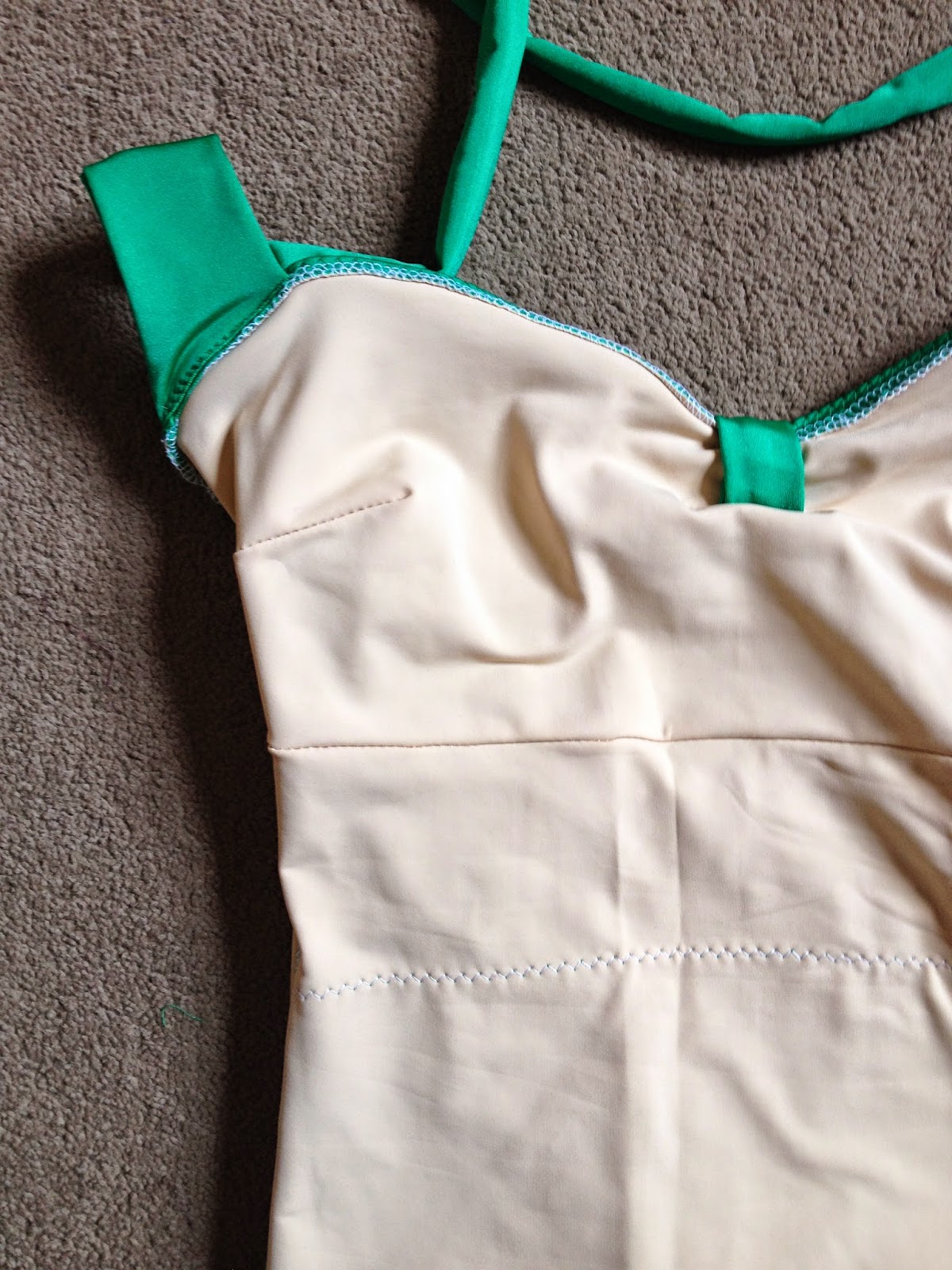 Diary of a Chainstitcher: Emerald Green Bombshell Swimsuit 