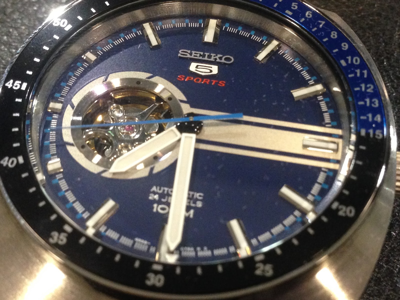 seiko 5 sports ssa329k1