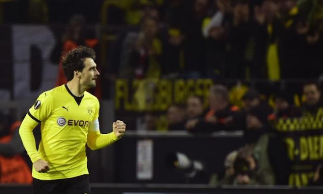 Tolak Tawaran Klub Inggris, Hummels Setuju Gabung Munchen Tolak Tawaran Klub Inggris, Hummels Setuju Gabung Munchen