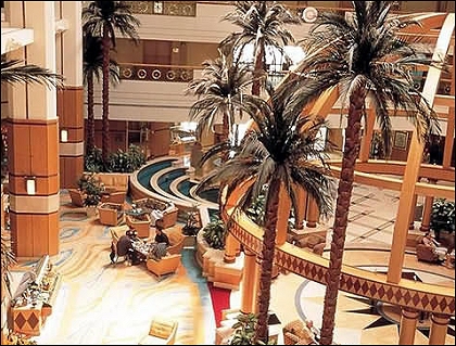 The famous Hotels in Dubai: Al Bustan Rotana