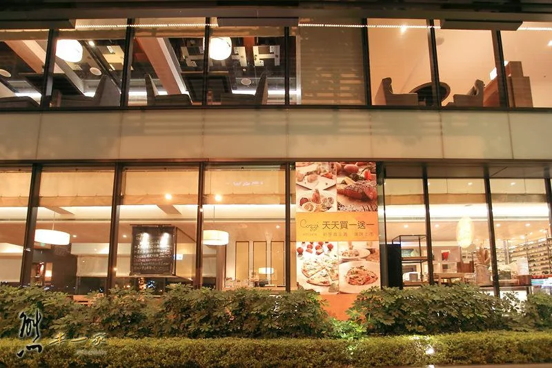 近捷運站飯店住宿|HOTEL COZZI和逸台北民生館|環境餐廳