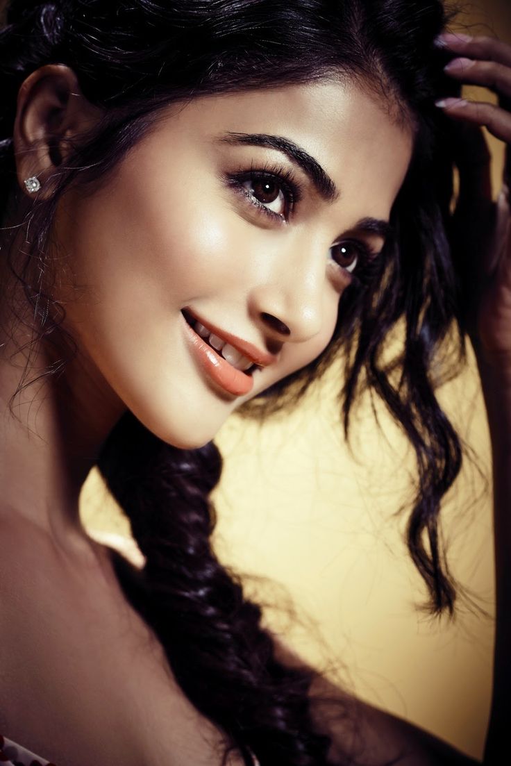 Pooja Hegde HD Photos and HQ Wallpapers - Actress Host