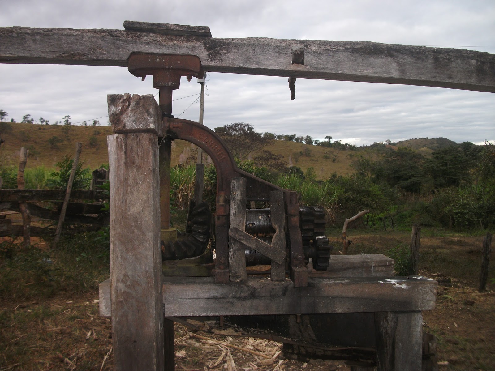Engenho De Cana Antigo De Ferro - BRAINCP
