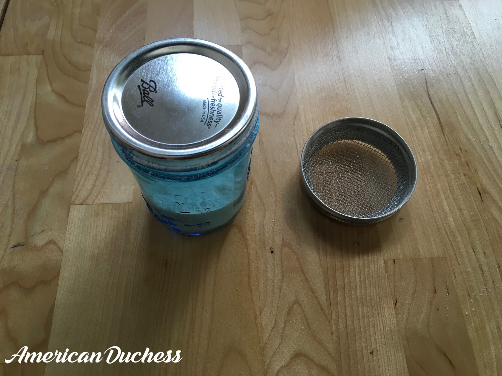 DIY Hair Powder Shaker, or, DIY Powdered Sugar Shaker (depending on