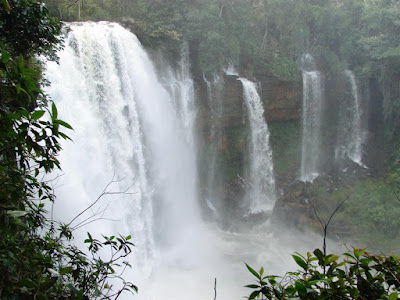 CACHOEIRA ACABA VIDA - BAHIA