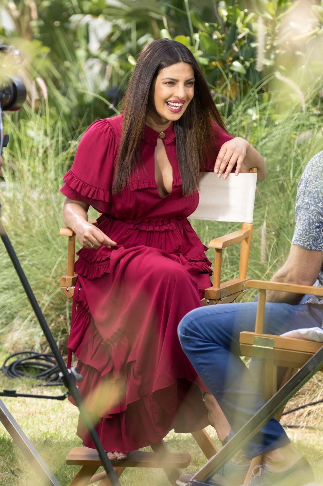Priyanka Chopra Super Sexy Cleavage Show At “Baywatch” Press Conference